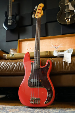 Fender Pino Palladino Signature Precision Bass, Rosewood Fingerboard, Fiesta Red over Desert Sand