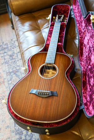Taylor Custom C12e 12-Fret Acoustic Guitar - Grand Concert Sassafras/Redwood, Custom #16 B3016
