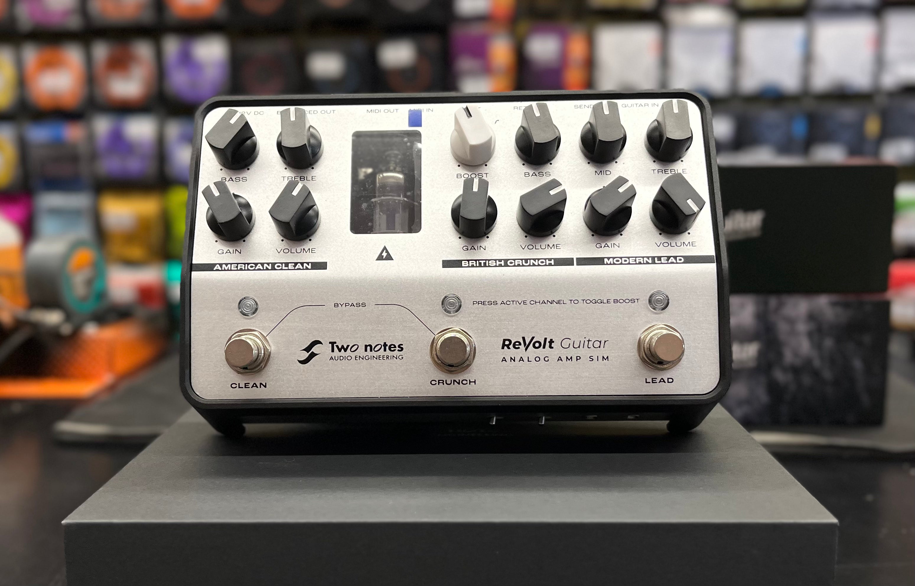 PreOwned Two Notes ReVolt Guitar Analog Amp Sim Pedal