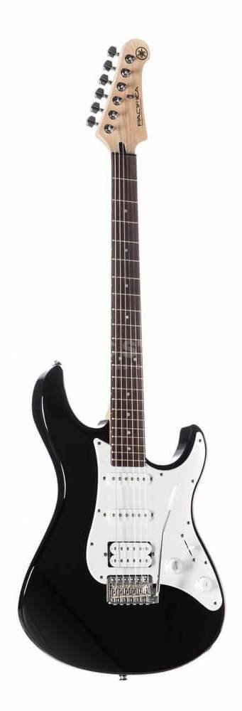 Yamaha Pacifica 112J Black with Humbucker and two single coils