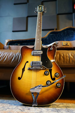 Pre-Owned Maton Supreme 777 in case