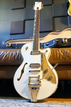 Pre-Owned Duesenberg Starplayer TV Phonic, Venetian White