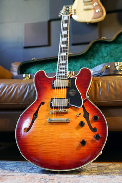 Heritage Custom Shop Core Collection H-555 Electric Guitar w/Case, Chestnut Burst (Artisan Aged)