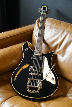 Duesenberg Double Cat Tremolo - Black w/ Gig Bag, Front Photo
