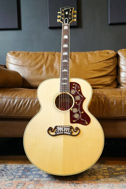 Gibson Custom SJ-200 Original Antique Natural - AAAAA Flame Maple