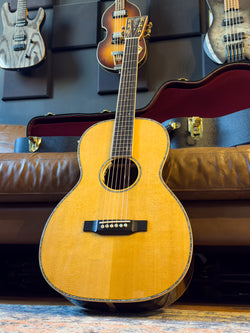 Pre-Owned Martin Custom Shop 00 12 fret Ziricote