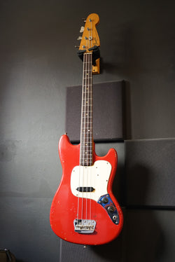 Pre-Owned Fender 1973 Musicmaster Bass Guitar