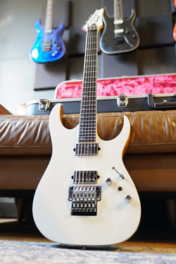 Pre-Owned Ibanez RG5320C-PW 