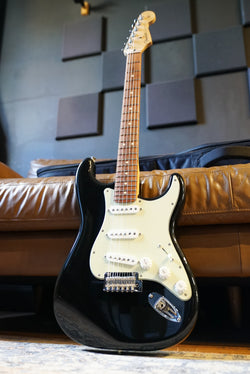 Pre-Owned Fender Limited Edition Player Stratocaster Black PF Roasted 