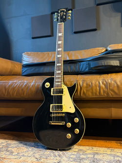 Pre-Owned Vintage V100 Black / Gold Hardware