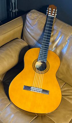 Pre-Owned Yamaha C40