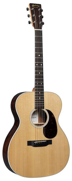 Martin 000-13E - Gorgeous glossed Sitka spruce top and siris back and sides